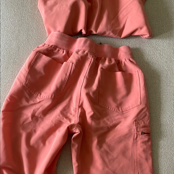 Coral Women's Scrub Set - Picture 7 of 7